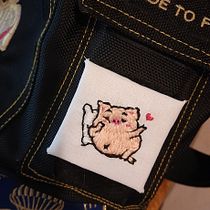 Il mio progetto del corso: Accessori ricamati: miniature di animali dipinti con filo. Jewelr, Design, and Embroider project by Viola Cappelletti - 09.07.2023
