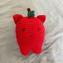 My project for course: Amigurumi: Creation of Characters through Crochet. Arts, Crafts, To, Design, Fiber Arts, Crochet, Amigurumi, and Textile Design project by Ana Fox - 02.01.2023