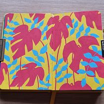 My project for course: Botanical Patterns in a Sketchbook: Conquer the Blank Page. Ilustração tradicional, Pattern Design, Ilustração botânica, e Sketchbook projeto de Rebecca Lane - 09.09.2023