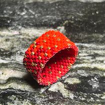 Mi proyecto del curso: Diseño de accesorios con cuentas: teje patrones elegantes. Accessor, Design, Arts, Crafts, Jewelr, Design, and Fiber Arts project by Ximena Paz Baltra - 09.13.2023
