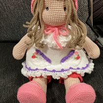 Mi proyecto del curso: Elaboración de muñecas amigurumi románticas Ein Projekt aus dem Bereich H, werk, Spielzeugdesign, Weben, Crochet, Amigurumi und Textildesign von alba304 - 13.09.2023