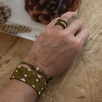 Il mio progetto del corso: Design di gioielli con perline: intreccia pattern eleganti. Accessor, Design, Arts, Crafts, Jewelr, Design, and Fiber Arts project by Deborah Caserotti - 09.15.2023