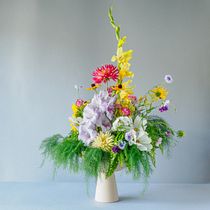 My project for course: Floral Arrangement Design with Seasonal Blooms. Design de interiores, Paisagismo, Decoração de interiores, DIY, e Design floral e vegetal projeto de hgh - 15.09.2023