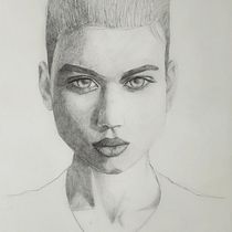 My project for course: Pencil Portraits: Light, Shadow, and Proportion. Traditional illustration, Fine Arts, Sketching, Pencil Drawing, Drawing, Portrait Drawing, Realistic Drawing, Artistic Drawing, and Figure Drawing project by zerobyzero - 09.20.2023