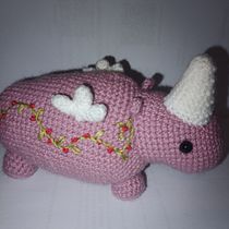 Mi proyecto del curso: Diseño y creación de amigurumis. Un projet de Artisanat, Conception de jouets, Art textile, DIY, Crochet, Amigurumi , et Design textile de correon83 - 26.09.2023