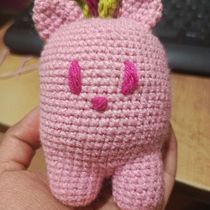 Mi proyecto del curso: Amigurumi: creación de personajes con ganchillo. Arts, Crafts, To, Design, Fiber Arts, Crochet, Amigurumi, and Textile Design project by karenmadara - 09.26.2023