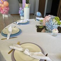 My project for course: Floral Arrangement Design with Seasonal Blooms. Design de interiores, Paisagismo, Decoração de interiores, DIY, e Design floral e vegetal projeto de rsaenzbol - 26.09.2023