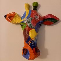 Il mio progetto del corso: Sculture di cartone per principianti. Character Design, Arts, Crafts, Fine Arts, and Sculpture project by Nina Zivkovic - 09.30.2023