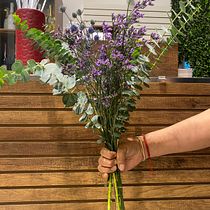 Mi proyecto del curso: Creación de ramos de flores desde cero. Interior Design, L, scape Architecture, Decoration, DIY, Floral, and Plant Design project by Fiorella Montes Quispe - 10.05.2023