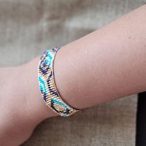 My project for course: Beaded Jewelry Design: Weave Elegant Patterns. Accessor, Design, Arts, Crafts, Jewelr, Design, and Fiber Arts project by Kateryna Liventsova Ertem - 10.03.2023