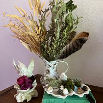 My project for course: Basic Botanical Pressing Techniques. Un proyecto de Artesanía, Bellas Artes, Collage, DIY, Diseño floral y vegetal de Melissa Fellows - 05.10.2023