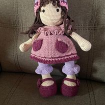 Mi proyecto del curso: Elaboración de muñecas amigurumi románticas. Un proyecto de Amigurumi de Maru Muñoz - 07.10.2023
