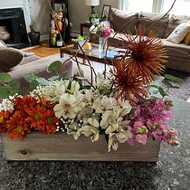 Mi proyecto del curso: Diseño y creación de composiciones florales. Un progetto di Interior design, Paesaggismo, Interior Design, DIY e Design floreale e vegetale di Camila Pierart - 07.10.2023