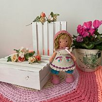 Mi proyecto de muñeca Lili Domestika terminado.. Un proyecto de Artesanía, Diseño de juguetes, Tejido, Crochet, Amigurumi y Diseño textil de Maritza Bedoya ayala - 13.10.2023