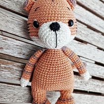 My project for course: Amigurumi Design: Create Crochet Characters. Arts, Crafts, Fiber Arts, Art To, s, Creating with Kids, Crochet, and Amigurumi project by Oksana Sycheva - 10.12.2023