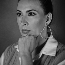 Mi proyecto del curso: Retrato fotográfico: dirección y producción en estudio. Photograph, Portrait Photograph, and Digital Photograph project by Paulette Ayala - 10.12.2023