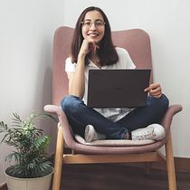 My project for course: Content Creation and Editing for Instagram Stories. Un projet de Réseaux sociaux, Photographie smartphone, Marketing digital, Photographie numérique, Marketing mobile, Instagram, Marketing de contenu, Photographie pour Instagram, Marketing pour Instagram, Photographie lifest , et le de Raquel Fonseca - 20.10.2023