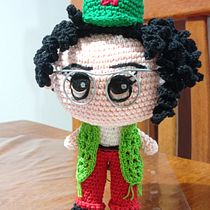 Meu projeto do curso: Amigurumi: crie pessoas com crochê. Arts, Crafts, To, Design, Fiber Arts, Crochet, Amigurumi, and Textile Design project by Lídia Barroso - 10.23.2023