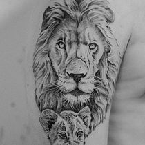 Mój projekt z kursu: Tatuaż techniką „blackwork” z użyciem cienkich linii. Tattoo Design project by Paulina Scąber - 10.10.2023