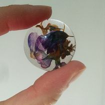 Mi proyecto del curso: Diseño de joyería en resina. Design de acessórios, Artesanato, Design de joias, e DIY projeto de Florencia Huerta - 23.10.2023