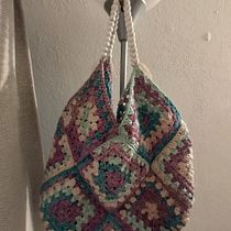 Mi proyecto del curso: Grannies de crochet. Fashion Design, Fiber Arts, DIY, Crochet, and Textile Design project by yossy.tir - 11.01.2023