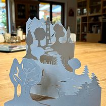 My project for course: Paper Playground: Create a Papercut Picturebook. Ilustração tradicional, Artesanato, Papercraft, Stor, telling, DIY, e Narrativa projeto de Susanne Taudte - 02.11.2023