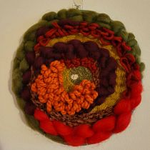 My project for course: Circular Weaving for Colorful Wall Decor. Arts, Crafts, Interior Design, Pattern Design, Fiber Arts, Weaving, and Textile Design project by rgordon - 11.04.2023