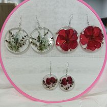 Mi proyecto del curso: Diseño de joyería en resina. Design de acessórios, Artesanato, Design de joias, e DIY projeto de claudia cortes araya - 06.11.2023