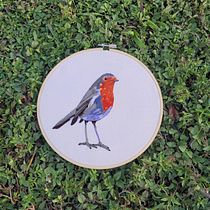 Mi proyecto del curso: Pintar con hilo: técnicas de ilustración textil. Ilustração tradicional, Bordado, e Design têxtil projeto de Laura Daniry Rivera Matus - 10.11.2023