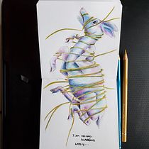Mon projet du cours : Illustration surréaliste inspirée par la nature. Traditional illustration, Pencil Drawing, Drawing, Artistic Drawing, Naturalistic Illustration, and Colored Pencil Drawing project by Marie Bertin - 11.15.2023
