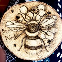 My project for course: Pyrography 101: Woodburning Illustration Techniques. Projekt z dziedziny Trad, c, jna ilustracja, Craft i DIY użytkownika igfaria - 16.11.2023