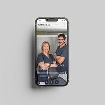 Diseño web para una Clínica Dental. Un projet de Webdesign, Gestion de portefeuille, Conception d'applications , et Conception de produits numériques de Clara Roma - 17.11.2023
