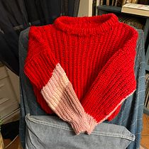 Meu projeto do curso: Crochê: crie roupas com apenas uma agulha. Fashion Design, Fiber Arts, DIY, Crochet, and Textile Design project by Leonor Capelo - 11.19.2023