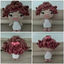 Mi proyecto del curso: Amigurumis: personas tejidas a crochet. Artesanato, Design de brinquedos, Tecido, Crochê, Amigurumi, e Design têxtil projeto de Eva Magdaleno - 20.11.2023