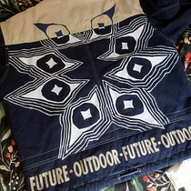 Mon projet du cours : Initiation à la peinture textile. Un projet de Artisanat, Peinture, DIY, Upc, cling , et Design textile de coco_lokaaa - 22.11.2023