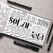 Técnicas creativas de lettering: crea tu diario de letras. Un projet de Lettering, Dessin, Lettering manuel , et Carnet de croquis de Paula Varona - 26.11.2023