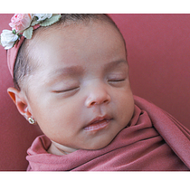 Mi proyecto del curso: Introducción a la fotografía newborn. Un projet de Photographie, Photographie de portrait, Photographie de studio, Photographie lifest, le , et Photographie intérieure de Diana Torres Acevedo - 04.09.2023