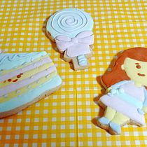 Mi proyecto del curso: Decoración de galletas con royal icing para principiantes. Design, Painting, and DIY project by Paola Muñoz - 11.29.2023