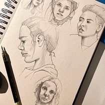 My project for course: Portrait Sketchbooking: Explore the Human Face. Projekt z dziedziny Sketching,  R, sunek, Portret,  R, sunek art, st, czn i Sketchbook użytkownika Judyta - 03.12.2023