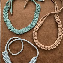 Mi proyecto del curso: Iniciación a la bisutería con cordón: fabrica tus propios collares. Un progetto di Artigianato, Design di gioielli, Macramè e Textile Design di Rosa Morales - 03.12.2023