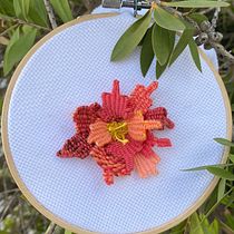 Mi proyecto del curso: Bordado en doble bastidor con puntadas en relieve. Un projet de Broderie , et Design textile de ROSA G - 04.12.2023