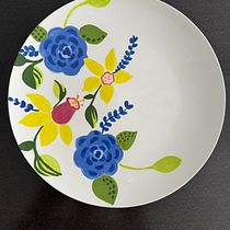 Mon projet du cours : Illustration florale sur céramique. Projekt z dziedziny Trad, c, jna ilustracja, Craft,  Sztuki piękne i Ceramika użytkownika mariana_s_salas - 05.10.2023