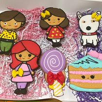 Mi proyecto del curso: Decoración de galletas con royal icing para principiantes. Design, Painting, and DIY project by maxramirez492 - 12.03.2023