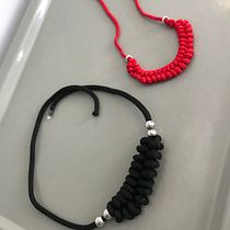 Mi proyecto del curso: Iniciación a la bisutería con cordón: fabrica tus propios collares. Un progetto di Artigianato, Design di gioielli, Macramè e Textile Design di Alejandra Eberhardt - 08.12.2023