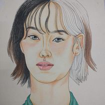 Mi proyecto del curso: Dibujo de retratos llamativos con lápices de colores . Drawing, Portrait Drawing, Sketchbook, and Colored Pencil Drawing project by Karen Guadalupe Enríquez Segura - 08.13.2021
