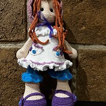 Mi proyecto del curso: Elaboración de muñecas amigurumi románticas. Arts, Crafts, To, Design, Fiber Arts, Crochet, Amigurumi, and Textile Design project by Ana Elena Samudio Mancera - 12.12.2023