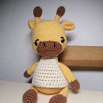 Mi proyecto del curso: Amigurumi para principiantes: teje animales en crochet. Arts, Crafts, To, Design, Crochet, Amigurumi, and Textile Design project by Chaima Ramirez - 12.15.2023
