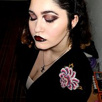 Meu projeto do curso: Introdução a técnicas de maquiagem profissional. Un projet de Cinéma, vidéo et télévision, Direction artistique, St, lisme , et Photographie de mode de Rafaela Reis - 17.12.2023