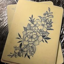 Il mio progetto del corso: Introduzione all'arte del tatuaggio. Ilustração tradicional, Desenho de tatuagens e Ilustração botânica projeto de Maria Silvia Spigarelli - 19.12.2023