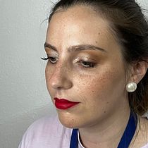 My project for course: Professional Makeup for Photo Shoots. Film, Video, TV, Art Direction, Fashion Design, Fashion Photograph, and Portrait Photograph project by Beatriz Costa - 12.20.2023